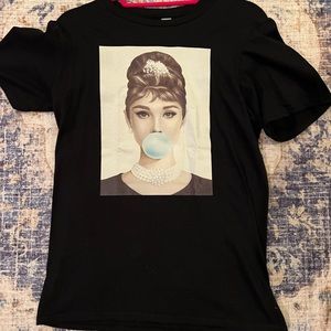 New Audrey Hepburn bubble gum and pearl t-shirt. Small. Absolutely adorable!